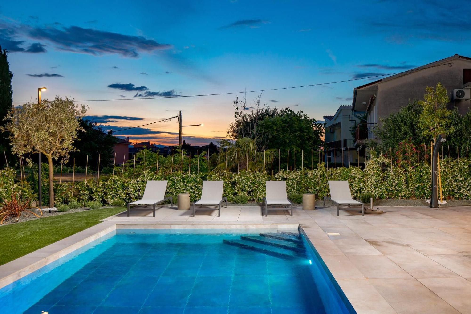 Apartmani Vila Mara M 1 Heated Pool Omišalj Extérieur photo
