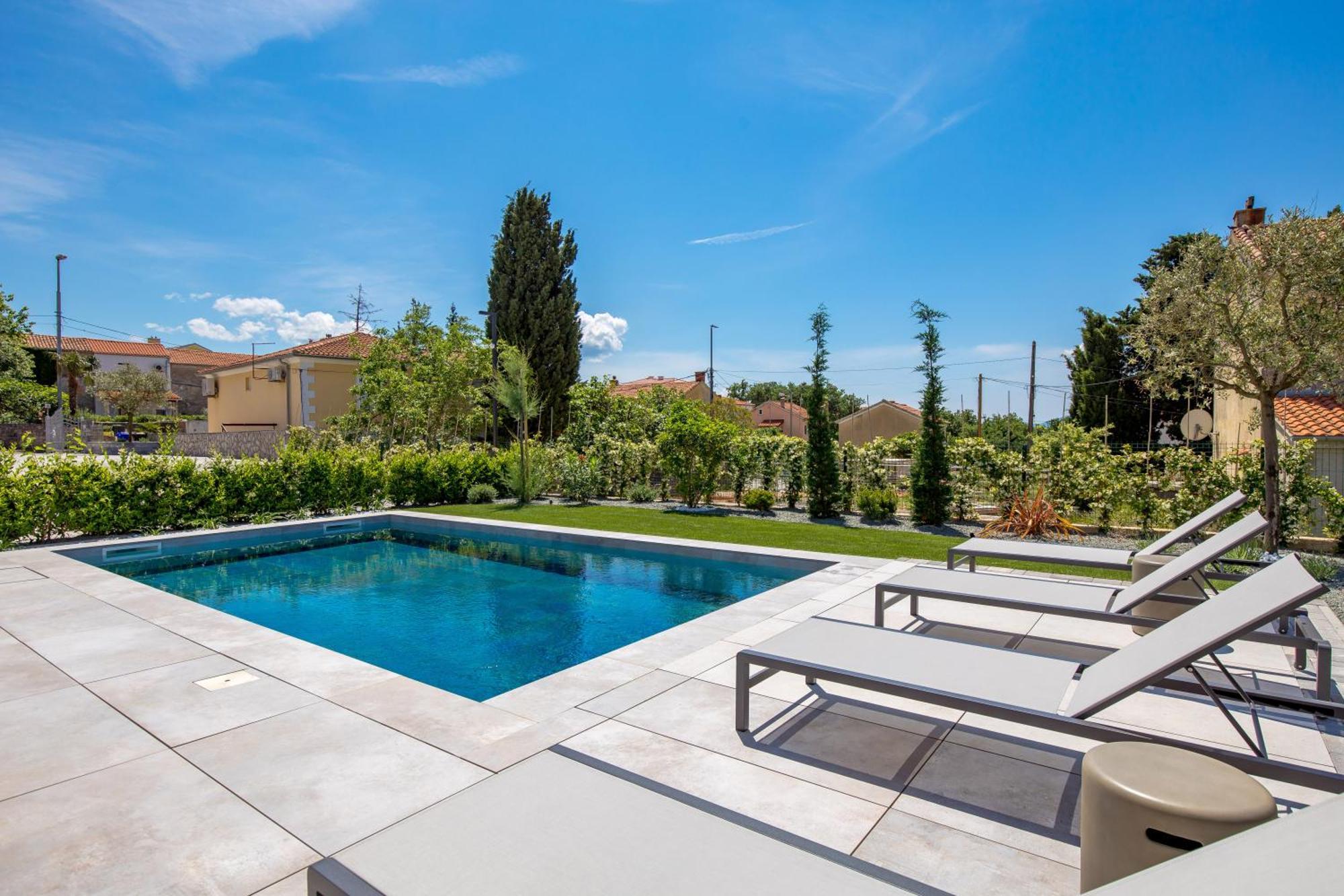 Apartmani Vila Mara M 1 Heated Pool Omišalj Extérieur photo