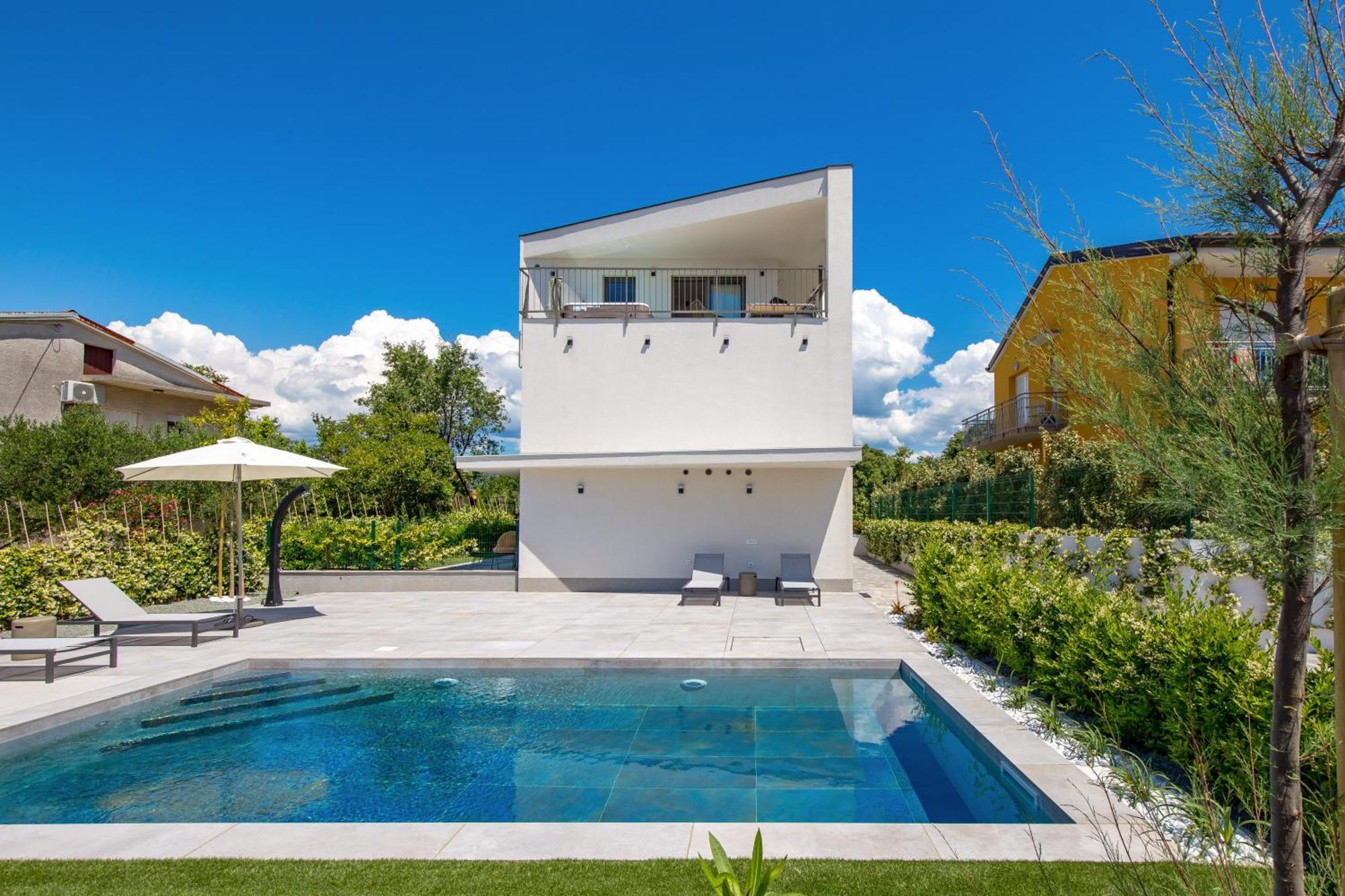 Apartmani Vila Mara M 1 Heated Pool Omišalj Extérieur photo